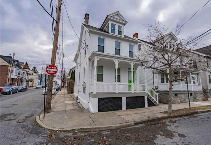 Primary Photo - 720 High St