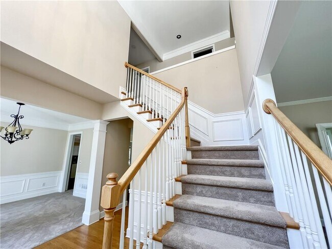 Building Photo - 1670 Laleiah Dr