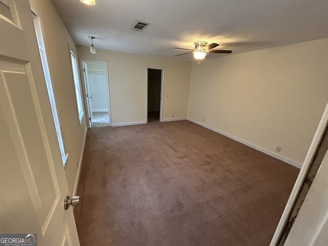 Building Photo - 201 Mt Moriah Rd