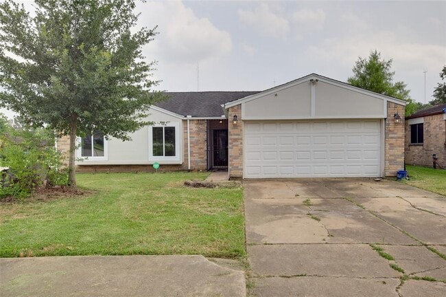 Building Photo - 15803 Pryor Dr
