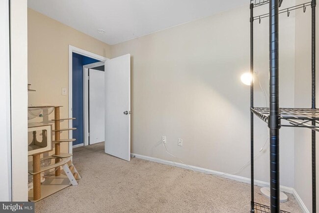 Building Photo - 3029 Heathcote Rd
