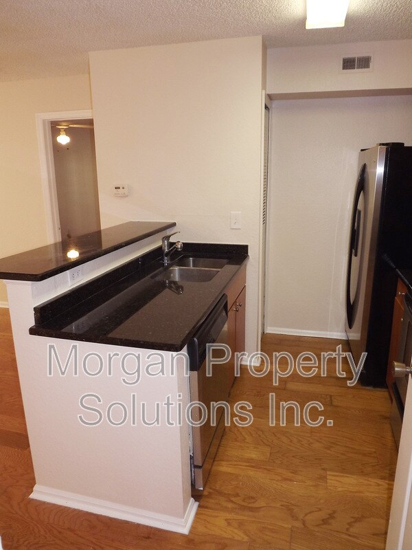 Building Photo - 2203 Yankee Pl