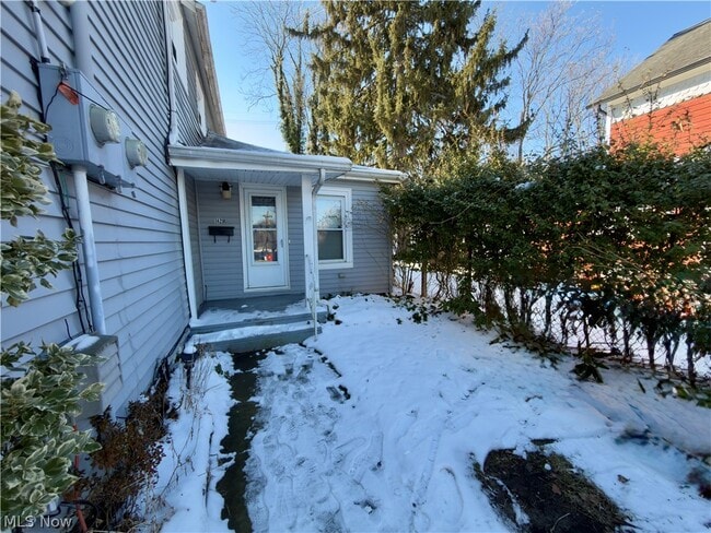 Building Photo - 142 1/2 Beaver Ct