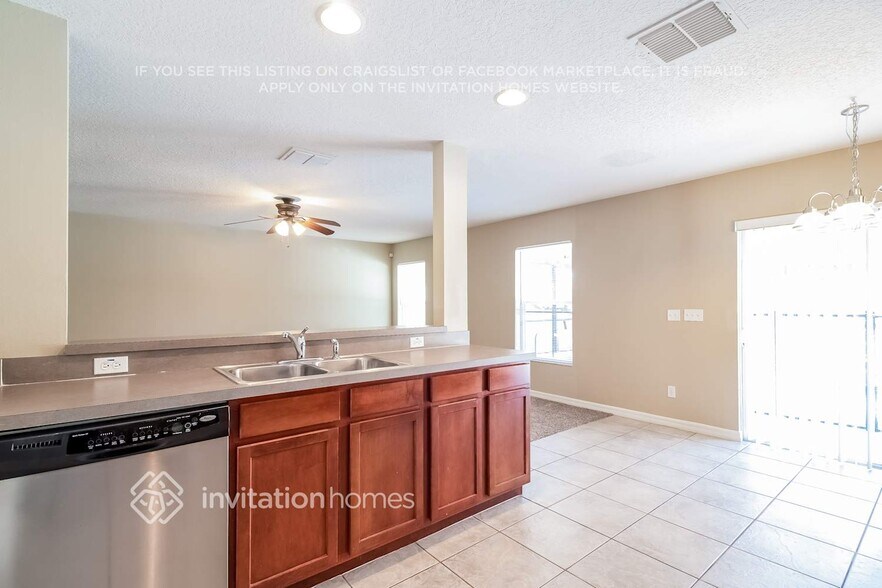 Building Photo - 2251 Martins Run