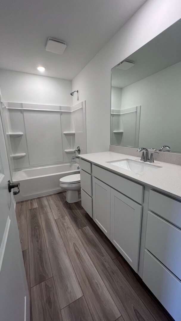 Building Photo - 12387 Tinsley St