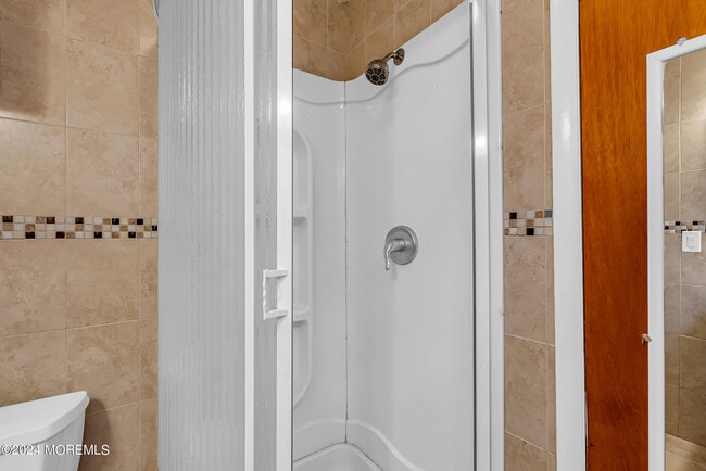 Building Photo - 36 Community Dr