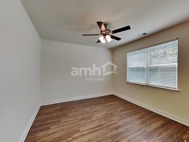 Building Photo - 6207 Bridlewood Ln