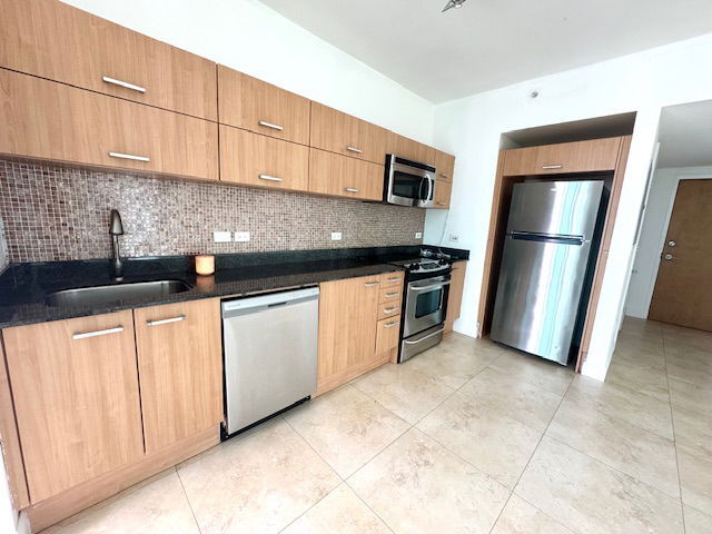 Building Photo - 350 S Miami Ave