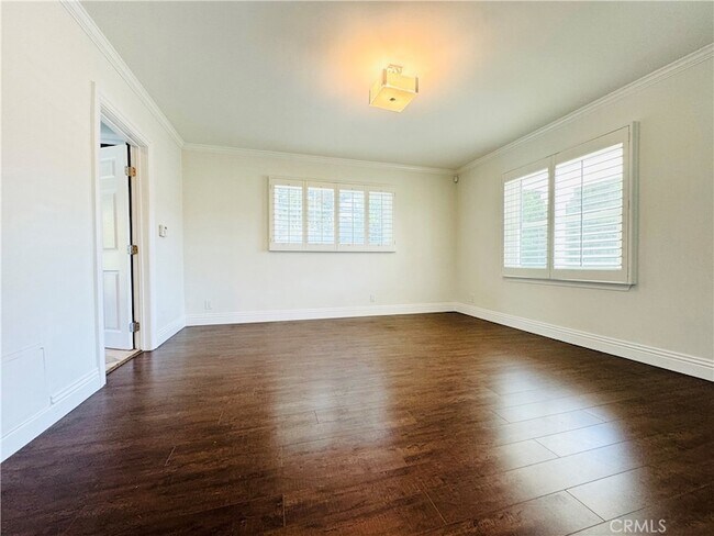 Building Photo - 23861 Crosson Dr