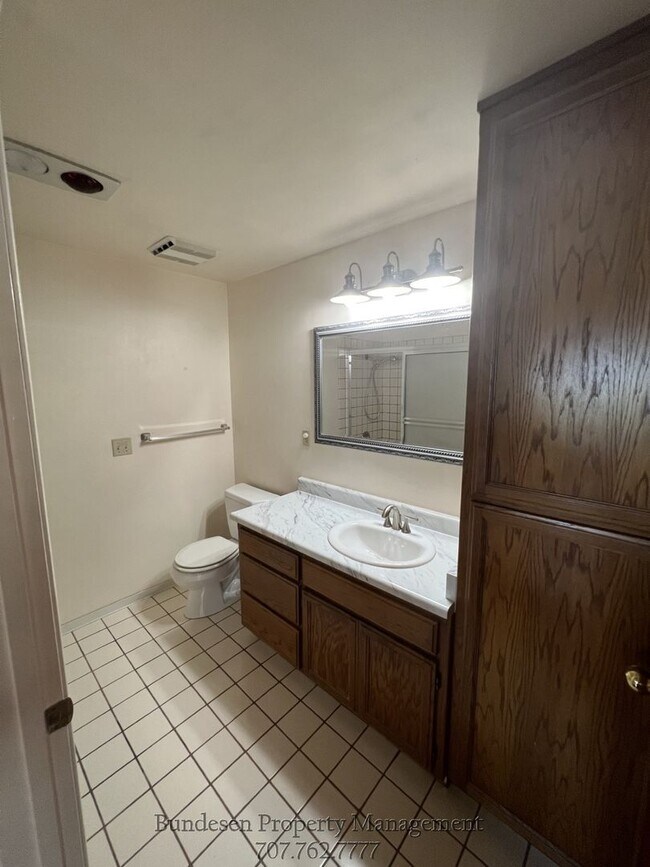 Building Photo - 6-Month Lease only – Charming West Petaluma Accessory Unit