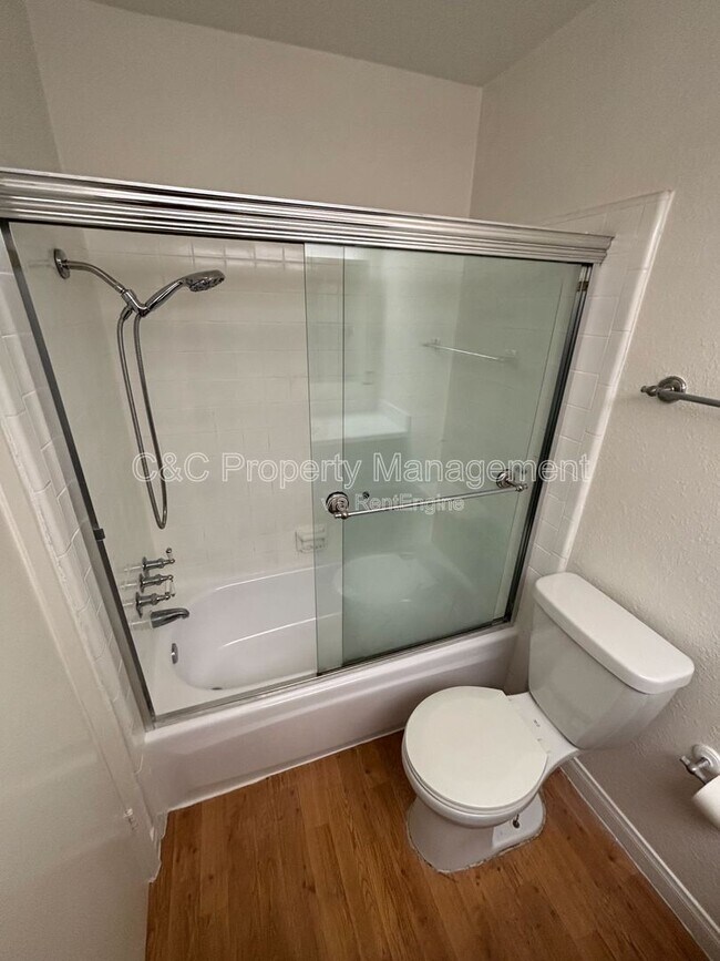 Building Photo - 802 Camino Real