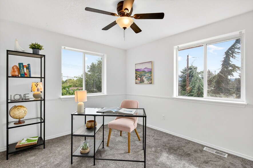 Bedroom 2 - 2525 SE 136th Ave