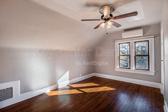 Building Photo - 2105 W 31st Ave