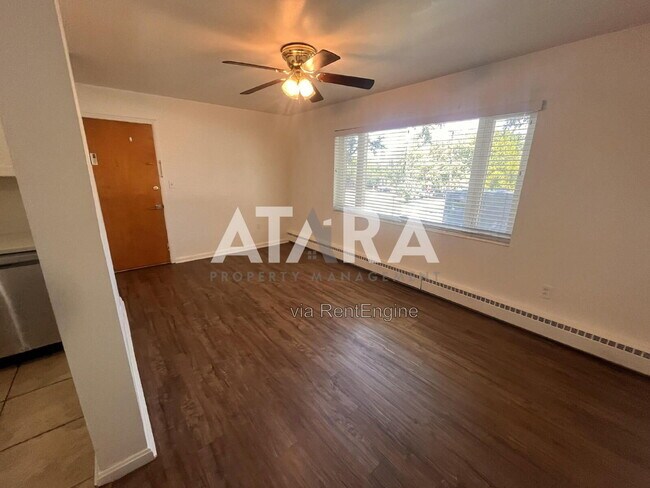 Building Photo - 177 W 300 N