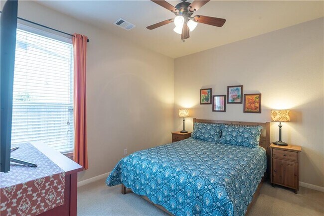 Building Photo - 6801 Magenta Ln