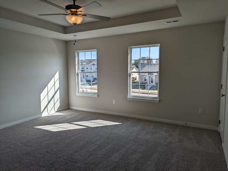 Building Photo - 1964 S Warrior Ln