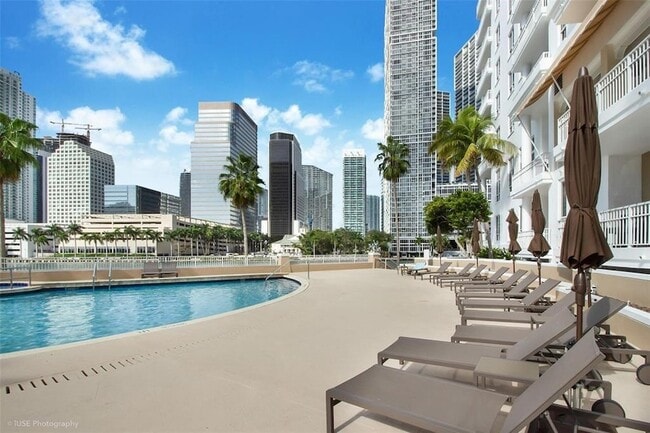 Building Photo - 701 Brickell Key Blvd