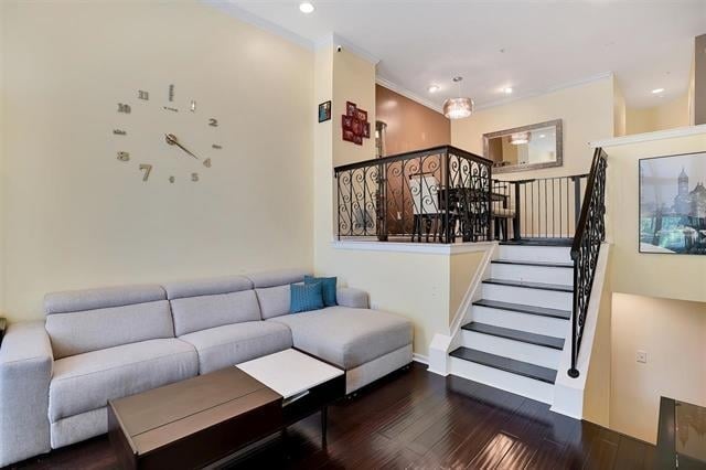 Building Photo - 400 Kingston Ct