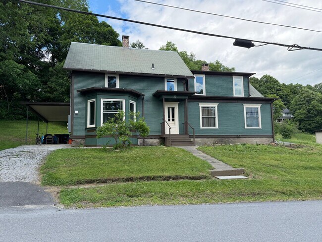 Building Photo - 53 Pleasant St