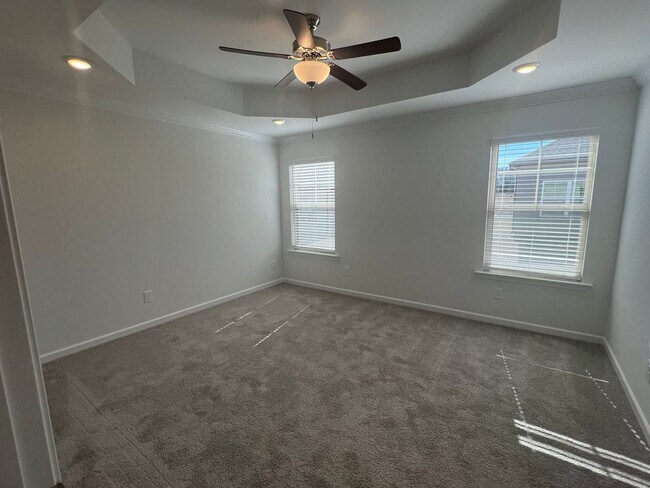 Building Photo - 23 Country Cir