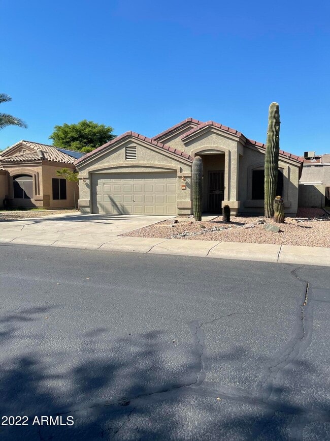 Building Photo - 13002 W Hearn Rd