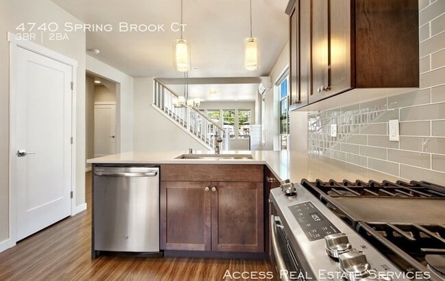 Building Photo - 4740 Spring Brook Ct