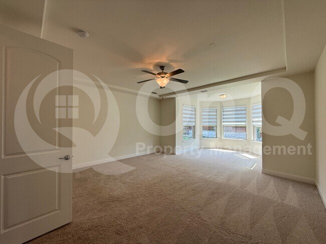 Building Photo - 1165 Clearwater Dr