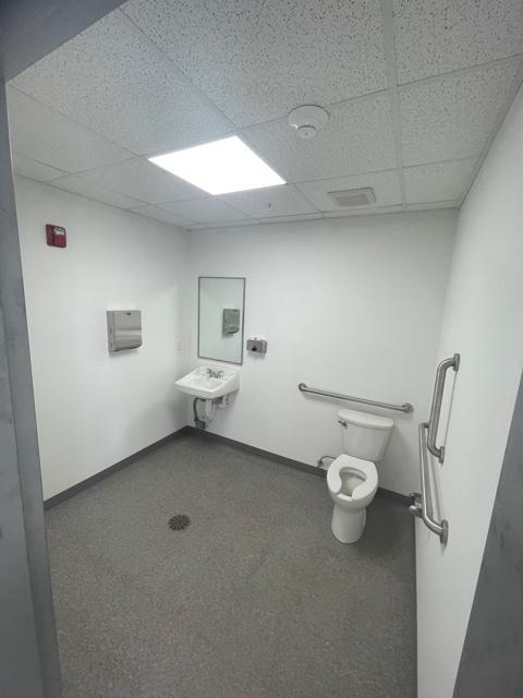 Building Photo - 250 Route 32 Suite 106