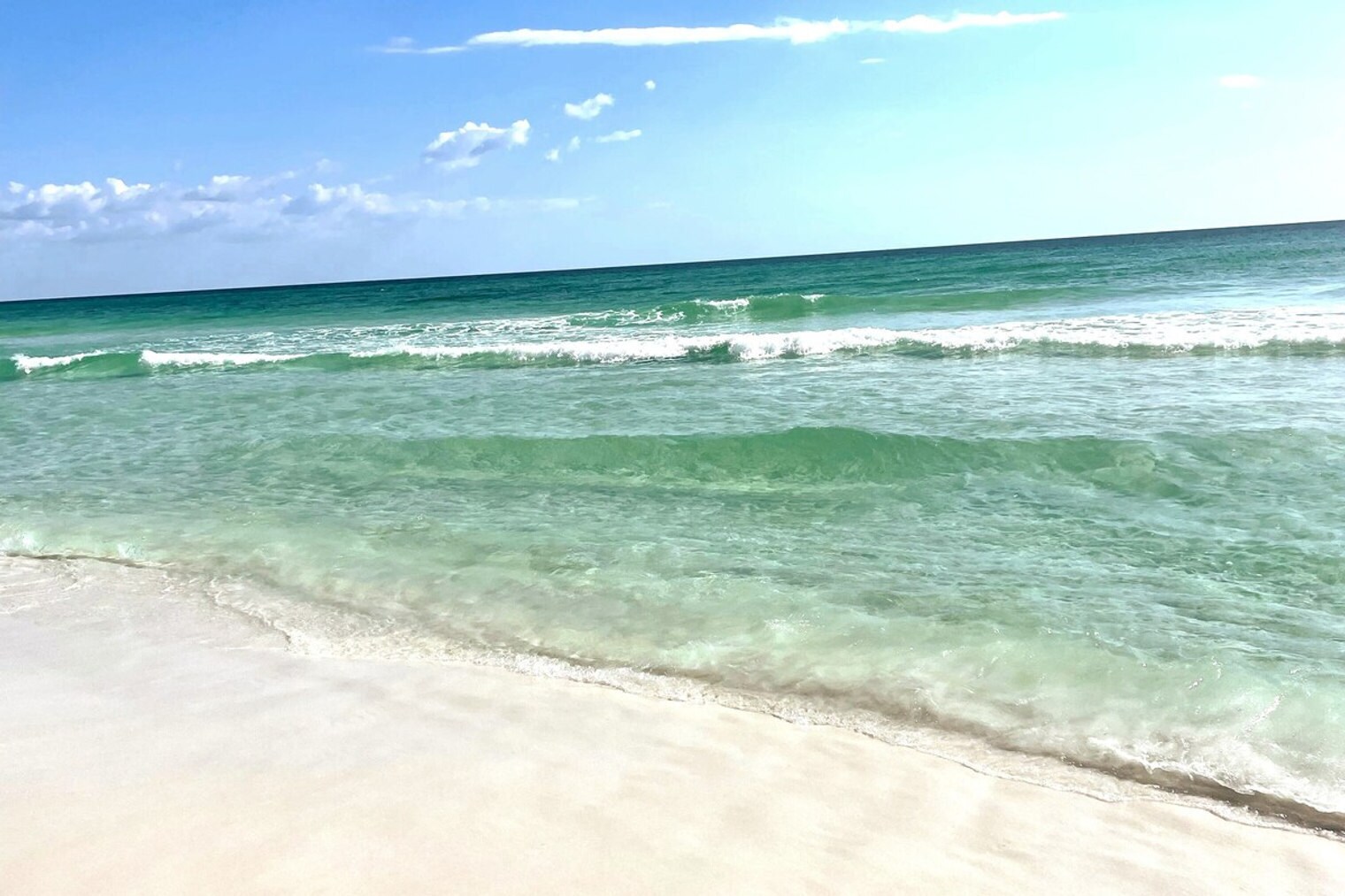 Building Photo - 82 Mark St