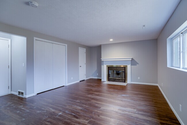 Building Photo - 12129 Wirt St