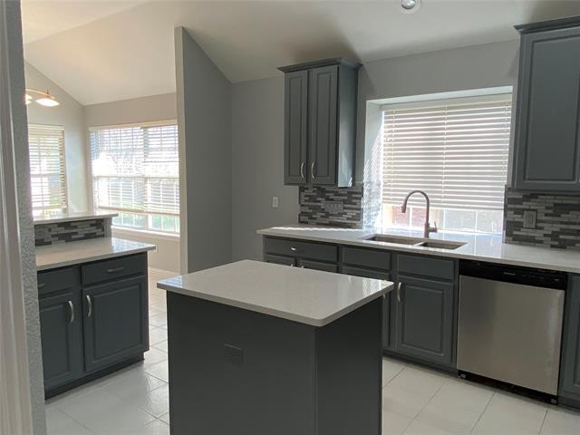 Building Photo - 429 Crestview Point Dr