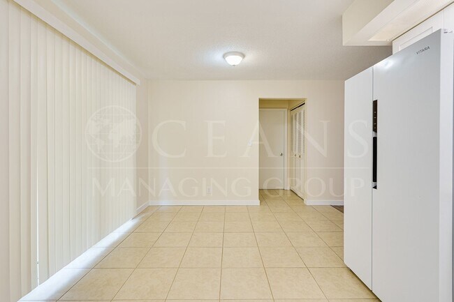 Building Photo - 3 Bedroom, 2 Bath Home in Ormond Beach – Lawn Care Included!