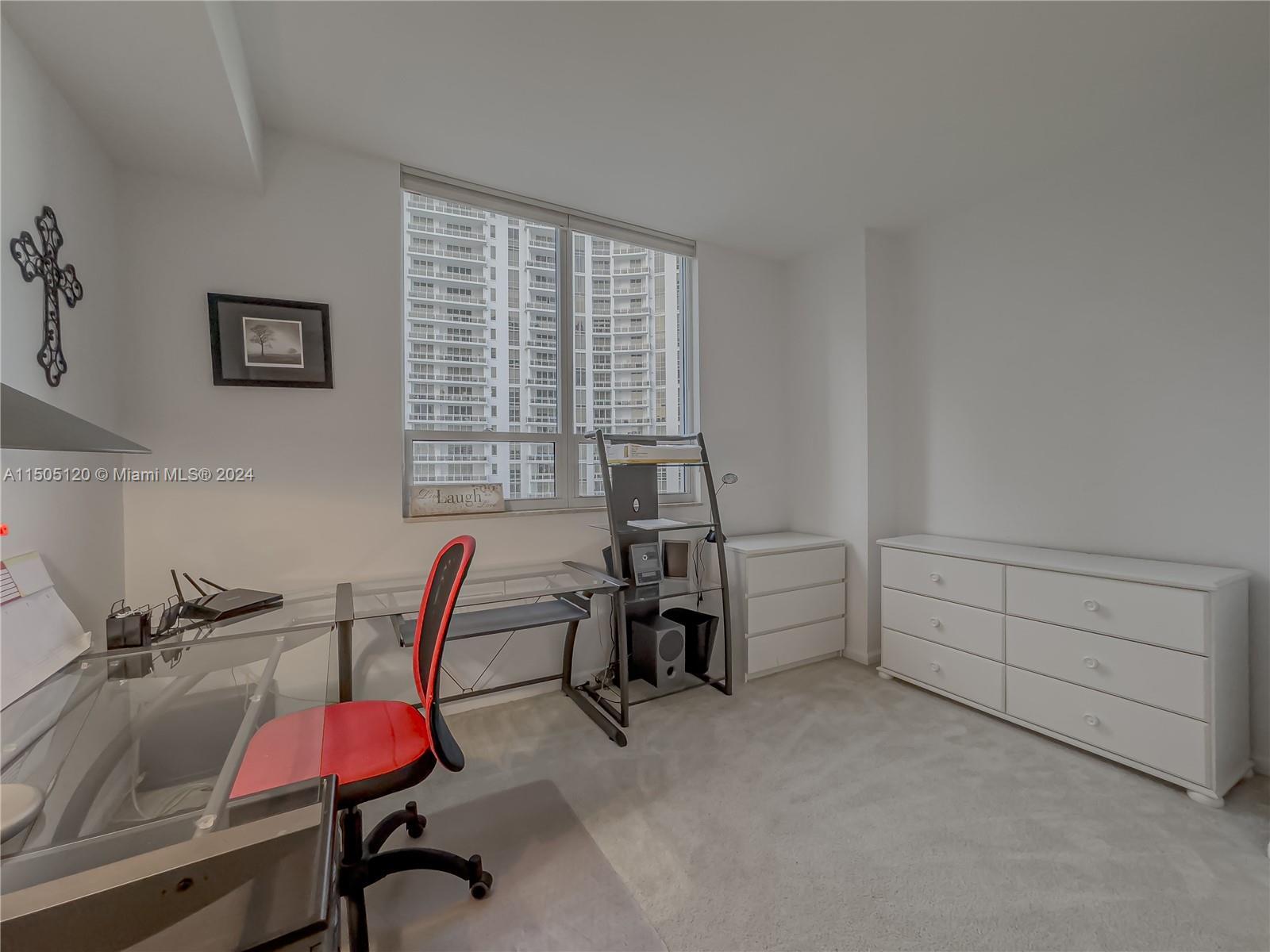 Building Photo - 801 Brickell Key Blvd