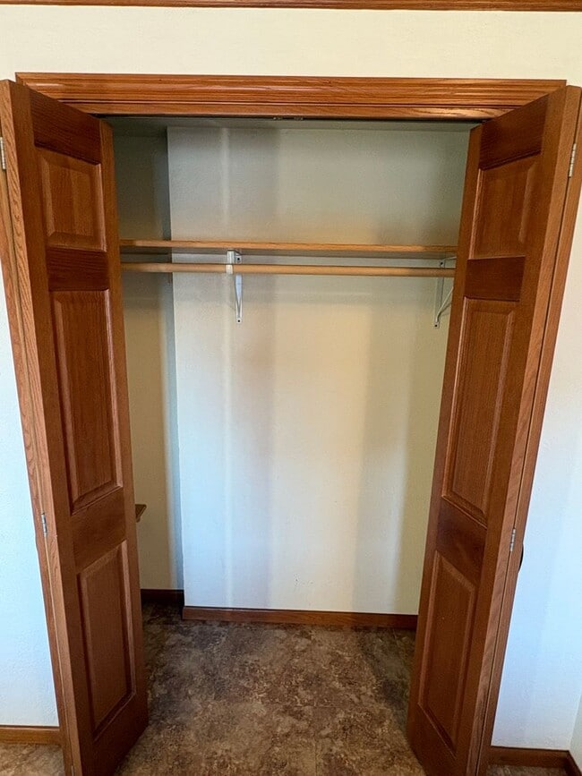 Building Photo - 1810 4th Ave NW