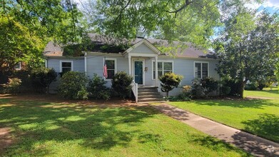 Building Photo - 2 Bed, 2 Bath Furnished Home in Greenville...