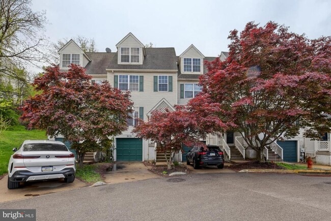 Building Photo - 313 Sage Ln