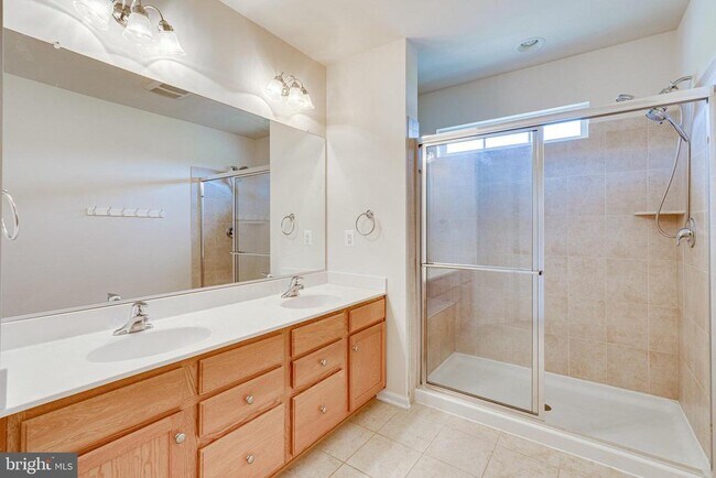 Building Photo - 43472 Hopestone Terrace