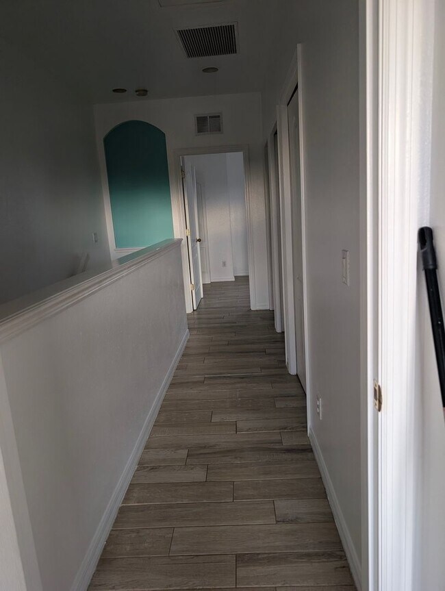 Building Photo - Charming 2BR Duplex in North Port