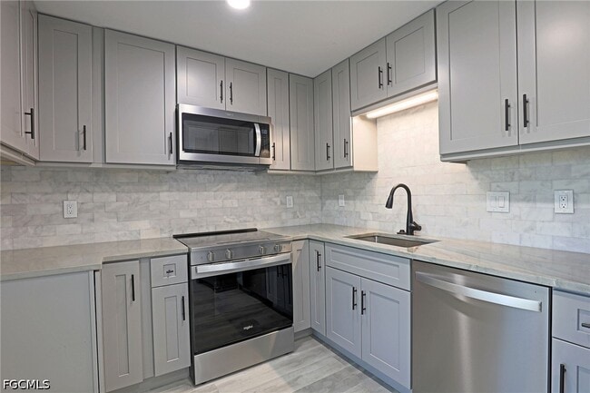 Building Photo - 2443 Harvard Ave