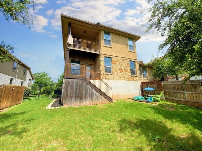 Building Photo - 507 S Meadowlark St