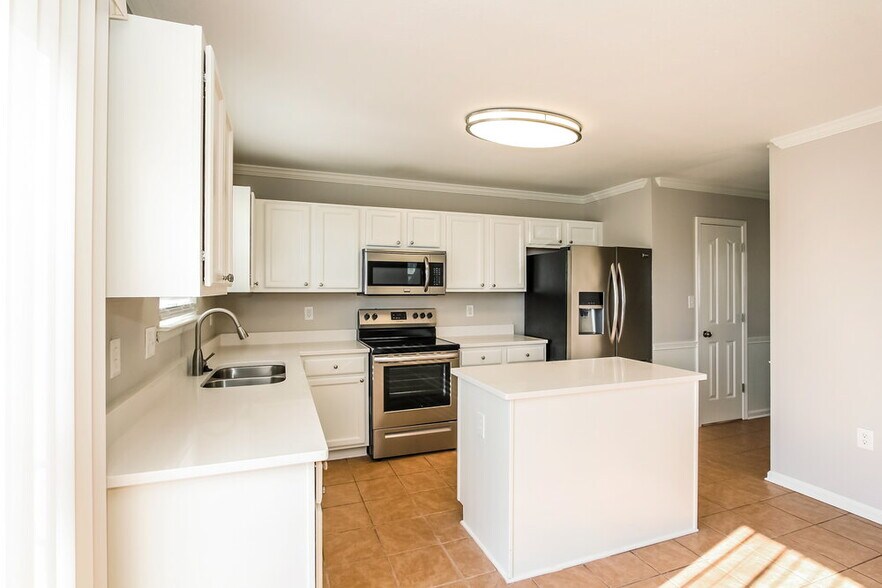 Building Photo - 4521 Oakburn Drive