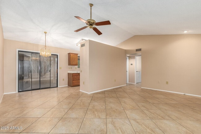 Building Photo - 13722 W Gable Hill Dr