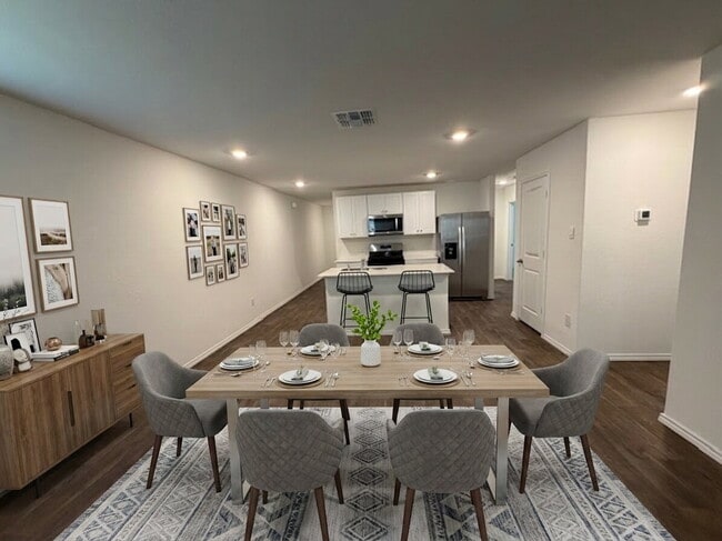 Building Photo - 5131 Blind Shot