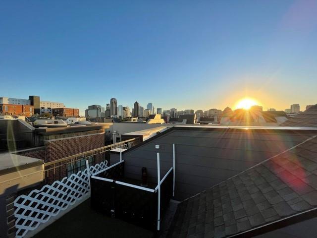 Gorgeous views of downtown - 2411 N Hall St