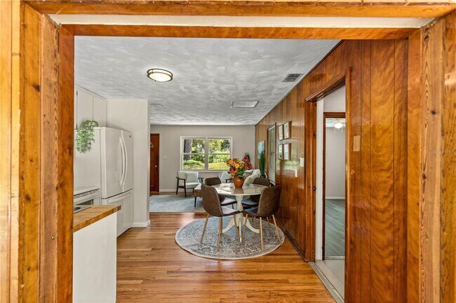 Building Photo - 5714 SW 196th Ave