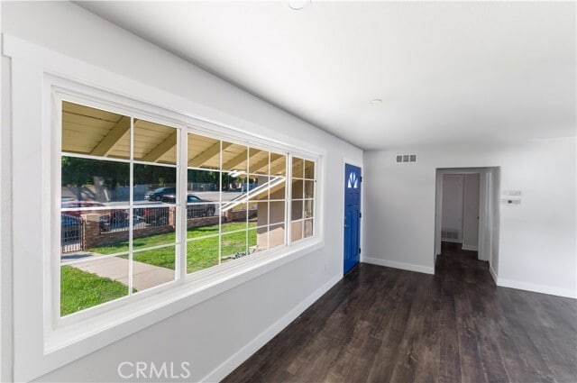 Building Photo - 11200 Reseda Blvd