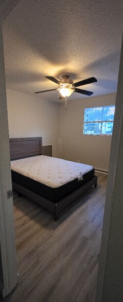 Building Photo - 17865 S Pleasant Vly Rd