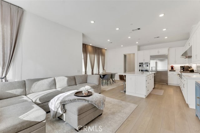 Building Photo - 26712 Afton Ln