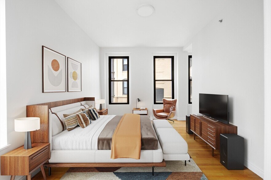 Building Photo - 4 Charlesgate E