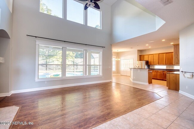 Building Photo - 1440 S Burgandy Trail